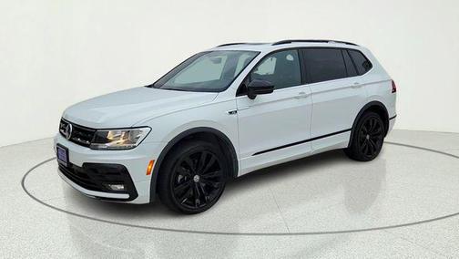 Pure White 2021 Volkswagen Tiguan 2.0T SE R-Line Black