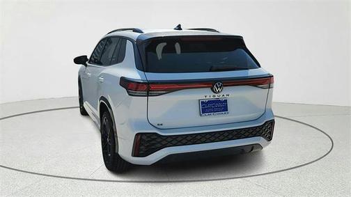 2025 Volkswagen Tiguan 2.0T SE R-Line Black