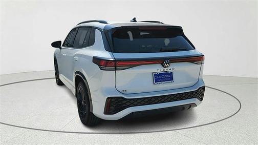2025 Volkswagen Tiguan 2.0T SE R-Line Black