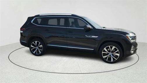 2025 Volkswagen Atlas 2.0T SEL Premium R-Line 4MOTION