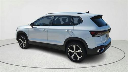2025 Volkswagen Taos 1.5T SEL