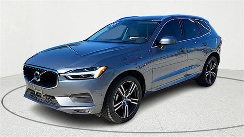 2018 Volvo XC60 T5 Momentum