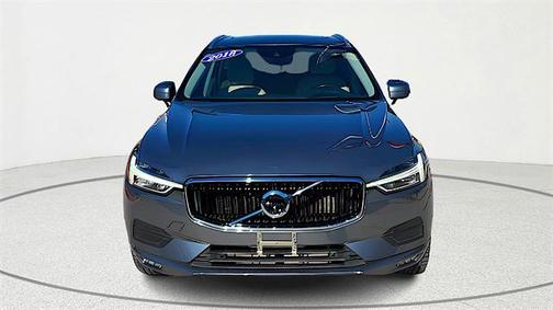 2018 Volvo XC60 T5 Momentum