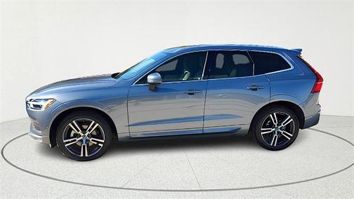 2018 Volvo XC60 T5 Momentum