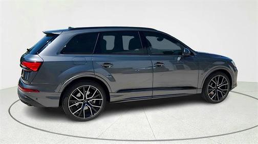 2025 Audi Q7 55 Prestige