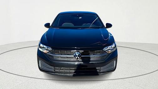 Deep Black Pearl 2024 Volkswagen Jetta 1.5T Sport