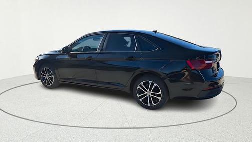 Deep Black Pearl 2024 Volkswagen Jetta 1.5T Sport