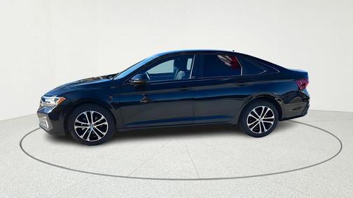 Deep Black Pearl 2024 Volkswagen Jetta 1.5T Sport