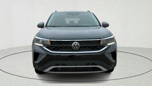 Gray 2023 Volkswagen Taos 1.5T SE