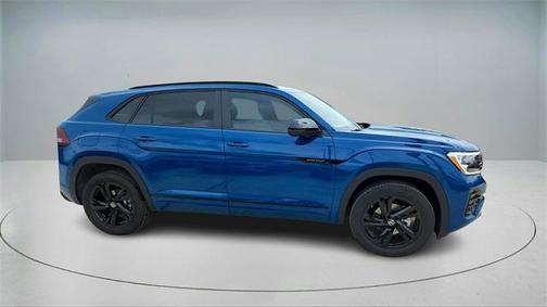 2025 Volkswagen Atlas Cross Sport 2.0T SEL
