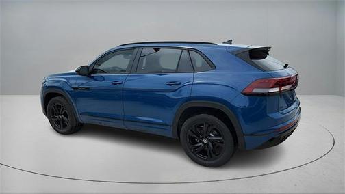 2025 Volkswagen Atlas Cross Sport 2.0T SEL