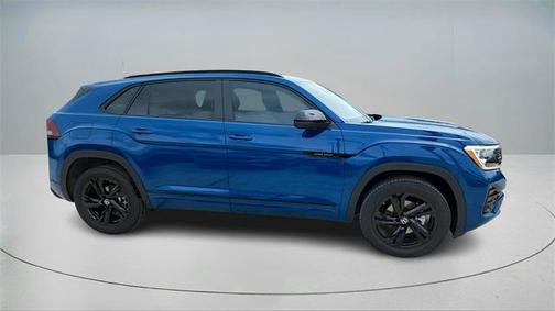 2025 Volkswagen Atlas Cross Sport 2.0T SEL