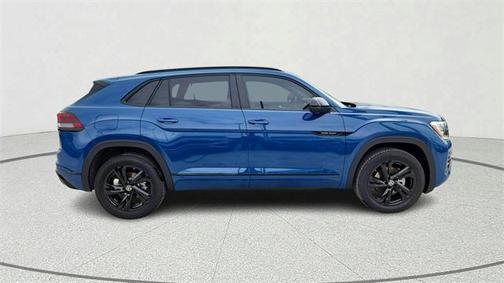 2025 Volkswagen Atlas Cross Sport 2.0T SEL