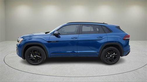 2025 Volkswagen Atlas Cross Sport 2.0T SEL
