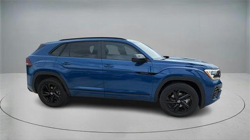 2025 Volkswagen Atlas Cross Sport 2.0T SEL