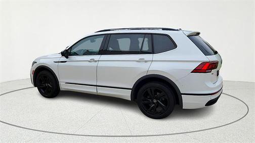 2023 Volkswagen Tiguan 2.0T SE R-Line Black 4MOTION