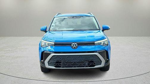 Cornflower Blue w/Deep Black Roof 2025 Volkswagen Taos 1.5T SE Black