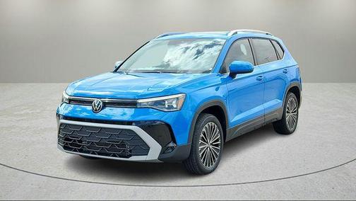 Cornflower Blue w/Deep Black Roof 2025 Volkswagen Taos 1.5T SE Black