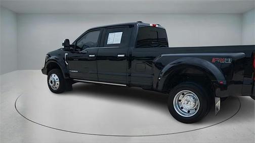 2022 Ford F-450 Platinum