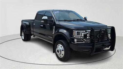 2022 Ford F-450 Platinum