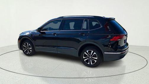 Deep Black 2022 Volkswagen Tiguan 2.0T S