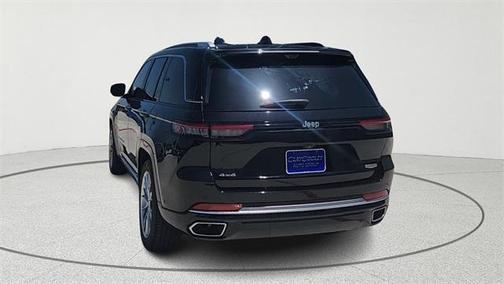 2023 Jeep Grand Cherokee Summit