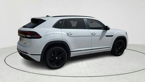 Opal White Pearl 2025 Volkswagen Atlas Cross Sport 2.0T SEL