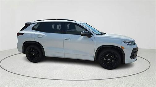 2025 Volkswagen Tiguan 2.0T SE R-Line Black