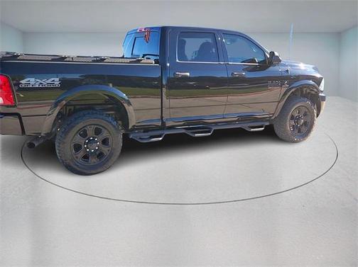 2017 RAM 2500 Lone Star Crew Cab 4x4 6'4' Box