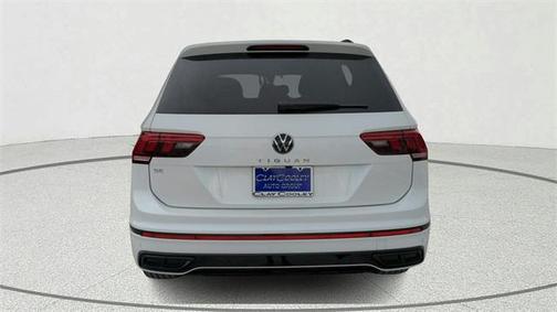 2024 Volkswagen Tiguan 2.0T SE R-Line Black