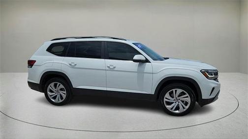 2022 Volkswagen Atlas 3.6L SE w/Technology