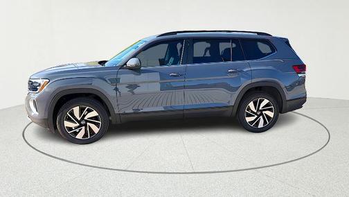 pure gray 2026 Volkswagen Atlas 2.0T SE w/Technology