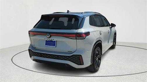 2025 Volkswagen Tiguan 2.0T SE R-Line Black 4MOTION