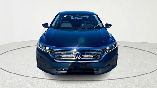 Tourmaline Blue Metallic 2022 Volkswagen Passat 2.0T SE