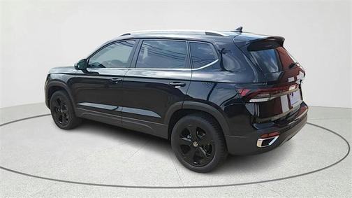 2025 Volkswagen Taos 1.5T SEL