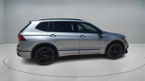 2023 Volkswagen Tiguan 2.0T SE R-Line Black 4MOTION