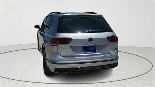 2023 Volkswagen Tiguan 2.0T SE R-Line Black 4MOTION