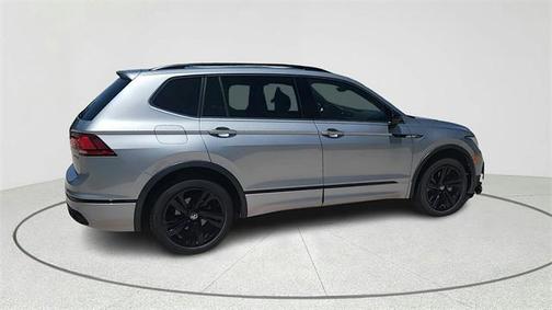 2023 Volkswagen Tiguan 2.0T SE R-Line Black 4MOTION