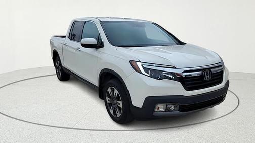 White Diamond Pearl 2017 Honda Ridgeline RTL-E
