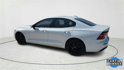 2024 Volvo S60 B5 Plus Black Edition