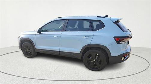 2025 Volkswagen Taos 1.5T SEL