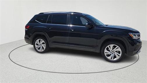 2023 Volkswagen Atlas 3.6L SE w/Technology