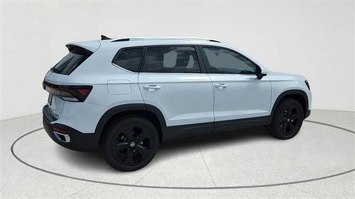 2025 Volkswagen Taos 1.5T SEL