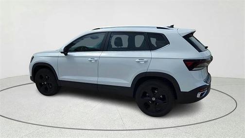 2025 Volkswagen Taos 1.5T SEL