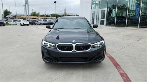 2024 BMW 330 i