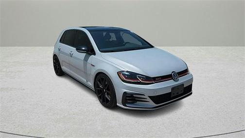 2021 Volkswagen Golf GTI 2.0T SE DSG
