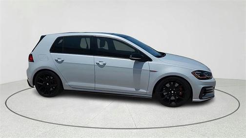 2021 Volkswagen Golf GTI 2.0T SE DSG