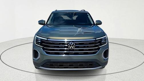 avocado green pearl 2026 Volkswagen Atlas 2.0T SEL