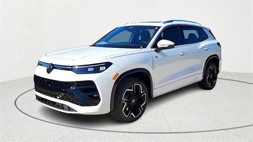 2026 Volkswagen Tiguan 2.0T SEL R-Line 4MOTION