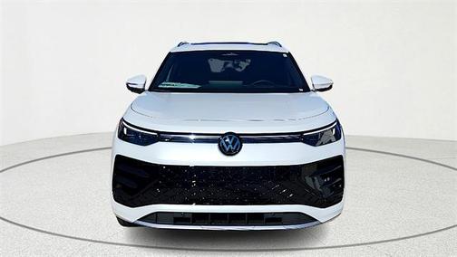 2026 Volkswagen Tiguan 2.0T SEL R-Line 4MOTION